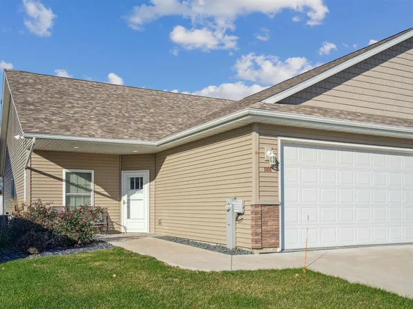 2406 13th St, Silvis, IL 61282