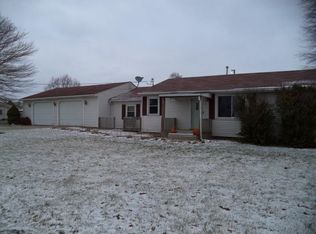 4100 S 700 W, Mentone, IN 46539