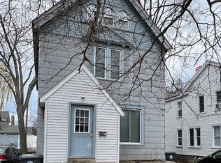 124 10th St N, La Crosse, WI 54601