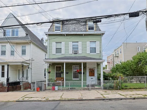 209 Woodworth Ave, Yonkers, NY 10701