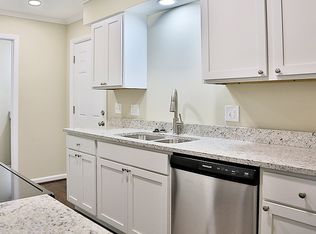 Cambria Heights Apartments and Townhomes, East Lansing, MI 48823