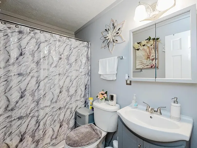 1445 Wamajo Dr — Photo 13