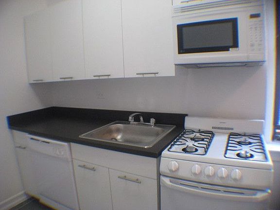 4th image of 3351 73rd St APT 5A