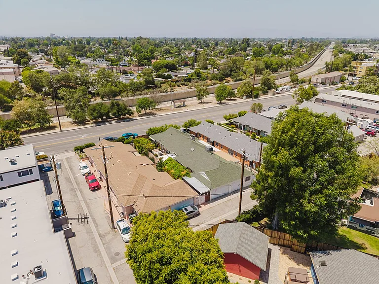 6024 Coldwater Canyon Ave — Photo 26