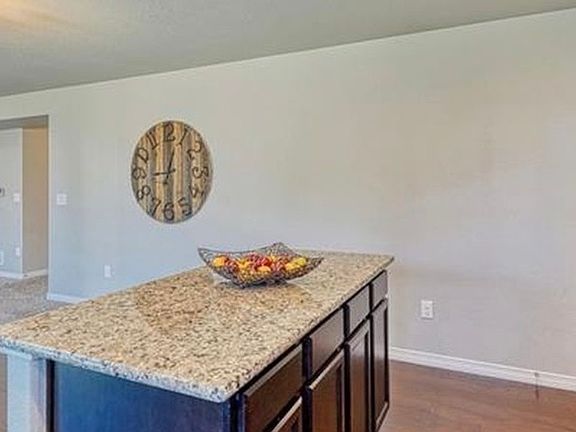 5th image of 6793 Galpin Dr