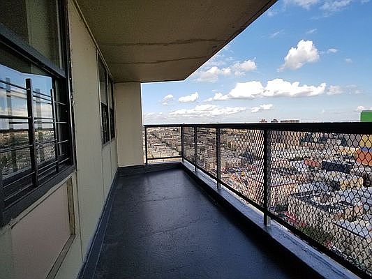 4th image of 111 Wadsworth Ave APT 27C