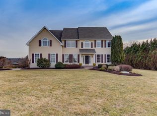 20 Letchworth Ln, Avondale, PA 19311