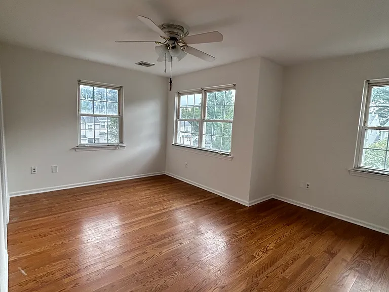 235 Red Oak Ln #235 — Photo 17