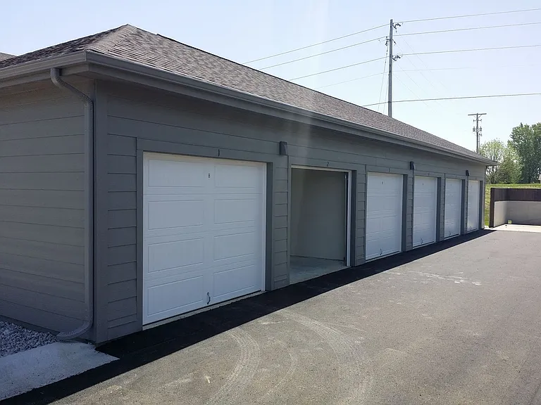 5100 W 6th St — Photo 18