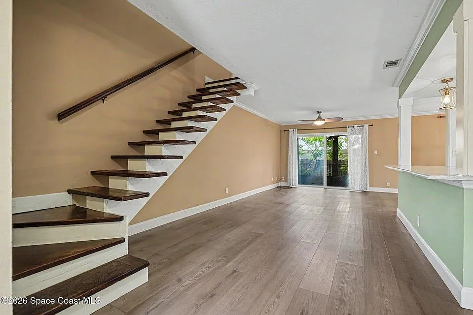 110 Skyline Boulevard - 1 — Photo 4
