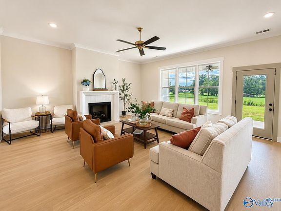 4th image of 22049 Spyglass Ln