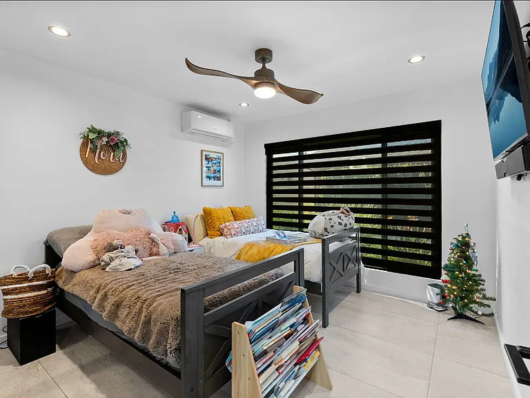 7 Gingertree Ln — Photo 12