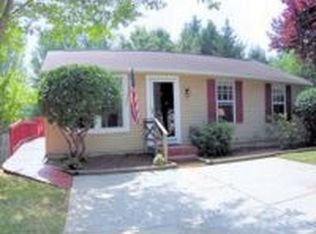 7328 Brenish Dr, Gaithersburg, MD 20879