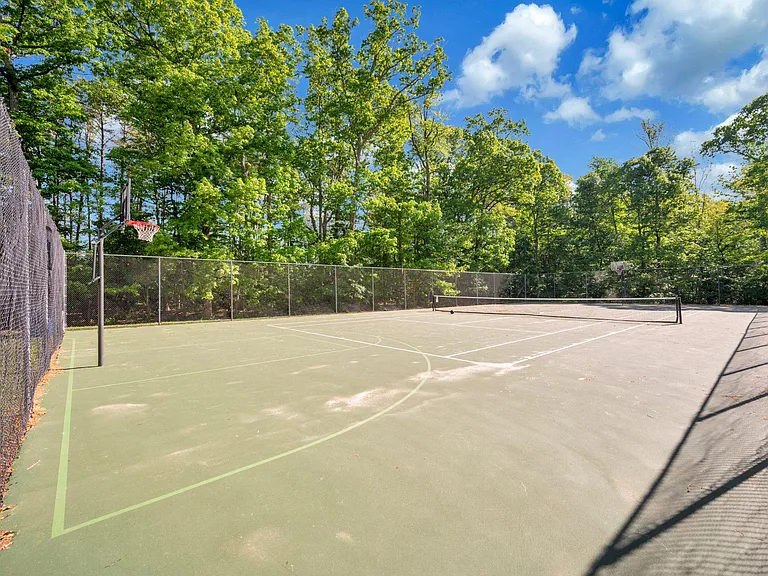 58 Baldwin Dr — Photo 37