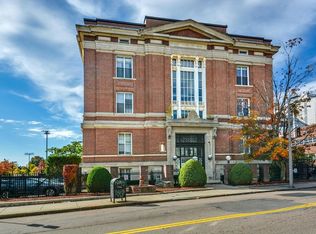 240 Heath St PENTHOUSE 14, Boston, MA 02130