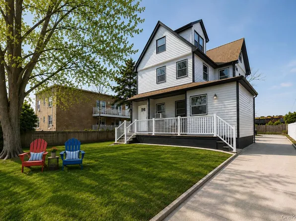 120 Maple Ave APT 2, Cedarhurst, NY 11516