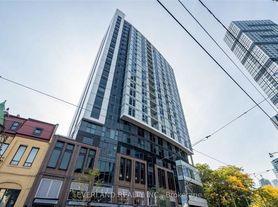 219 Dundas St E