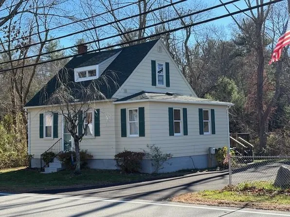 52 Jackson Flat Rd, Scituate, RI 02831