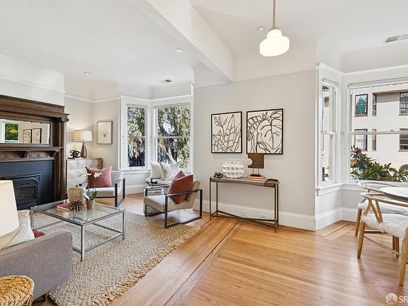 4th image of 1513 Waller St