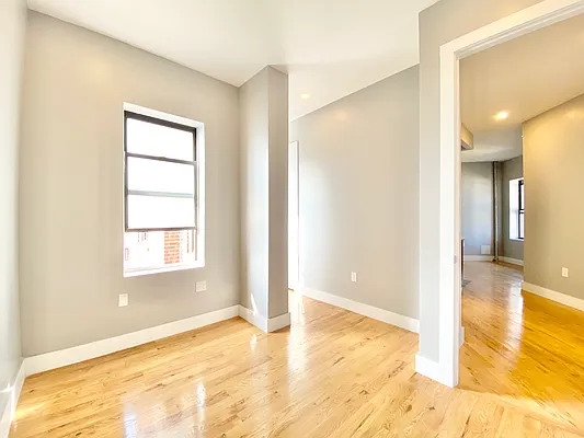 Rented by Bohemia Realty Group | media 6