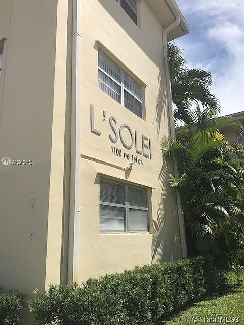 1st image of 1100 NE 1st Ct APT 203