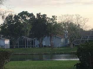 1412 Queensbury Ave, Valrico, FL 33596