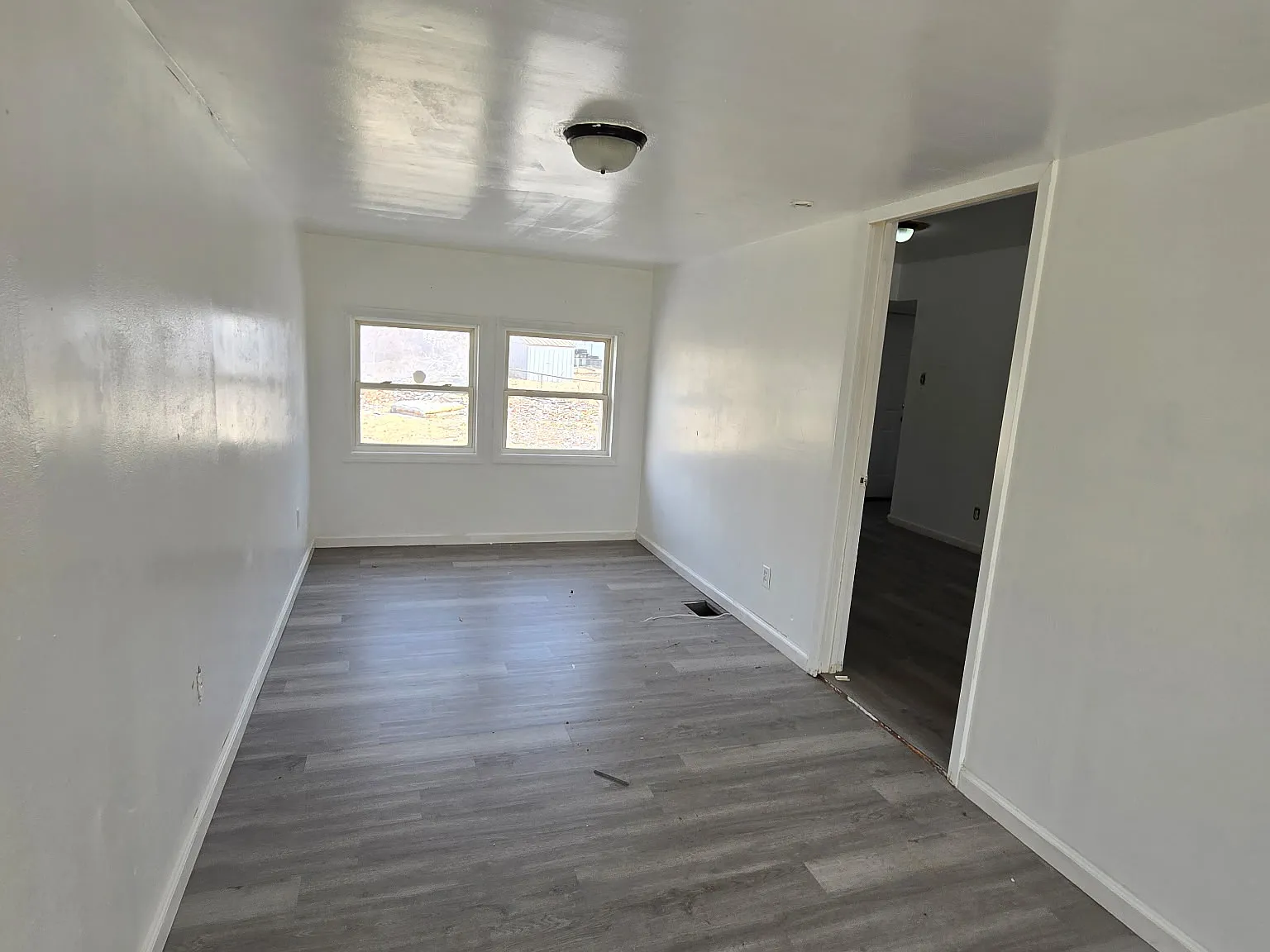 311 Estridge Rd — Photo 2