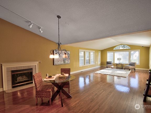 2nd image of 7325 Henderson Court SE