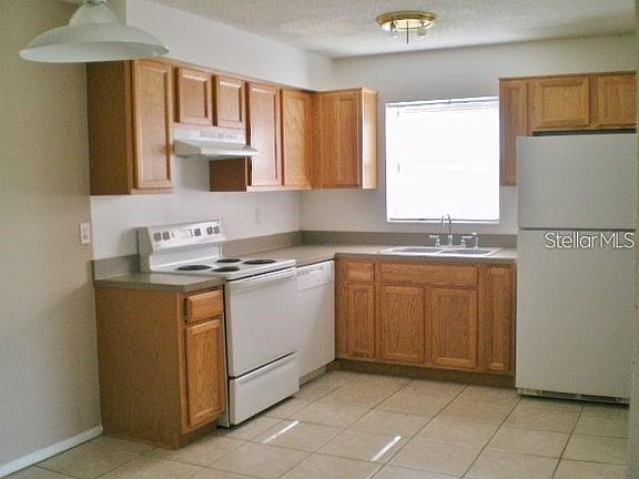 2nd image of 4802 Okeefe St