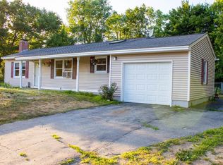 94 White St, Lunenburg, MA 01462