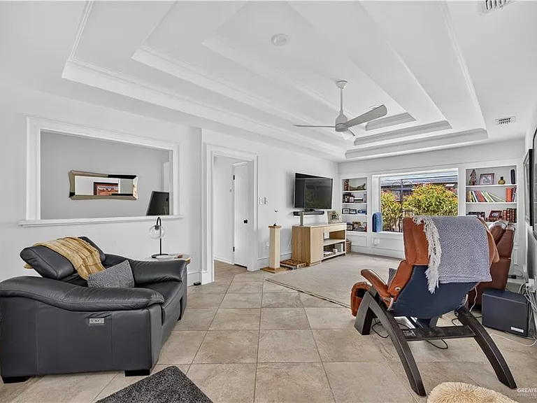 700 Avocet Ave — Photo 8