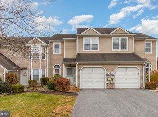 6288 Spring Knoll Dr, Harrisburg, PA 17111