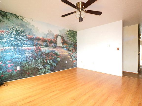 4th image of 419 Brinker St