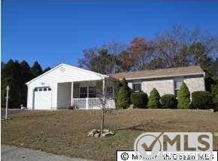 3 Birch Ct, Barnegat, NJ 08005