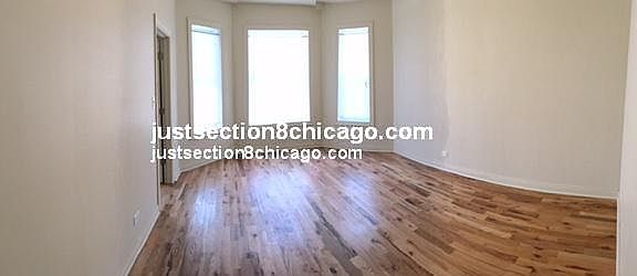 3rd image of 3106 W Monroe St APT 3