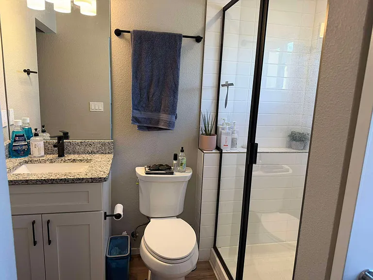 1105 Silver Ave SW #C — Photo 4
