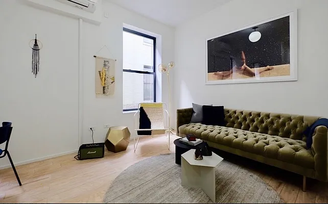 Rented by New Holland Residences | media 38