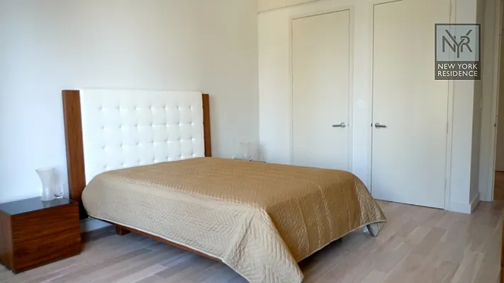 Rented by New York Residence | media 43