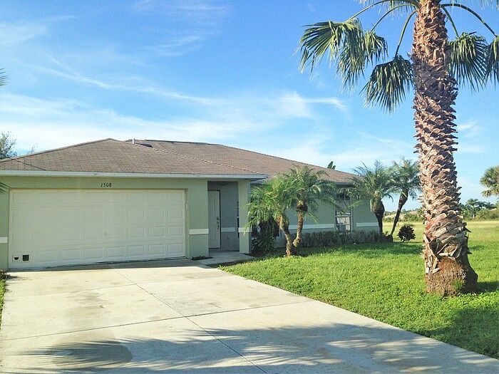 1st image of 1508 NE 35th Ter