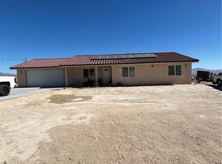 32206 Sapphire Rd, Lucerne Valley, CA 92356