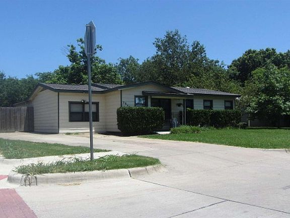 2nd image of 3636 Aurora St