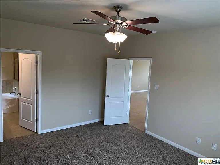 4044 Aransas Dr — Photo 13