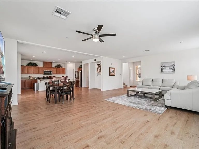 7153 Gypsum Dr — Photo 5