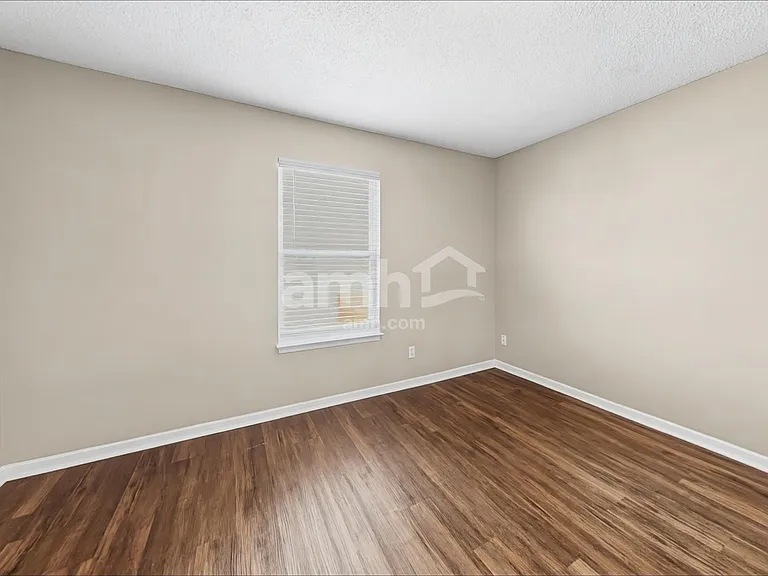 34 Frostwood Ln — Photo 12