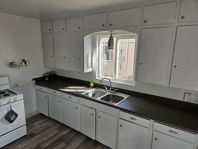 219
Kitchen
