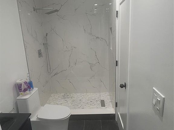 4th image of 1089 S Hiawassee Rd APT 311