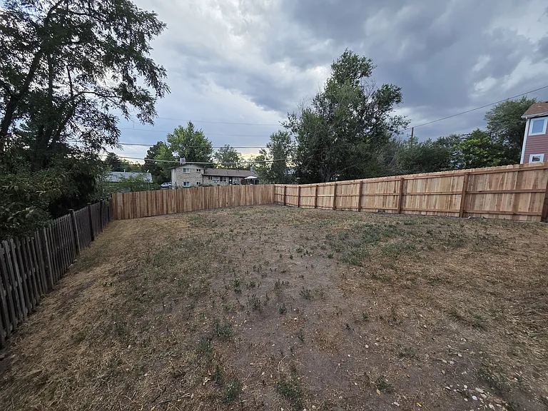 1253 Miller St — Photo 16