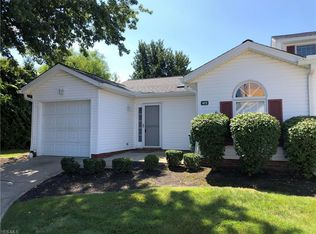 412 Harbor Ridge Ln, Fairport Harbor, OH 44077