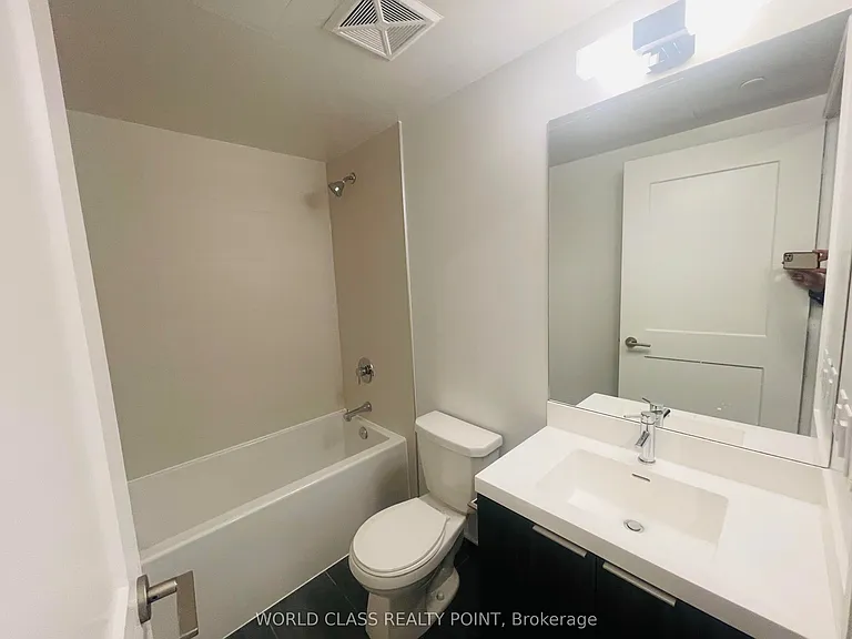 28 Widmer St #3622 — Photo 9