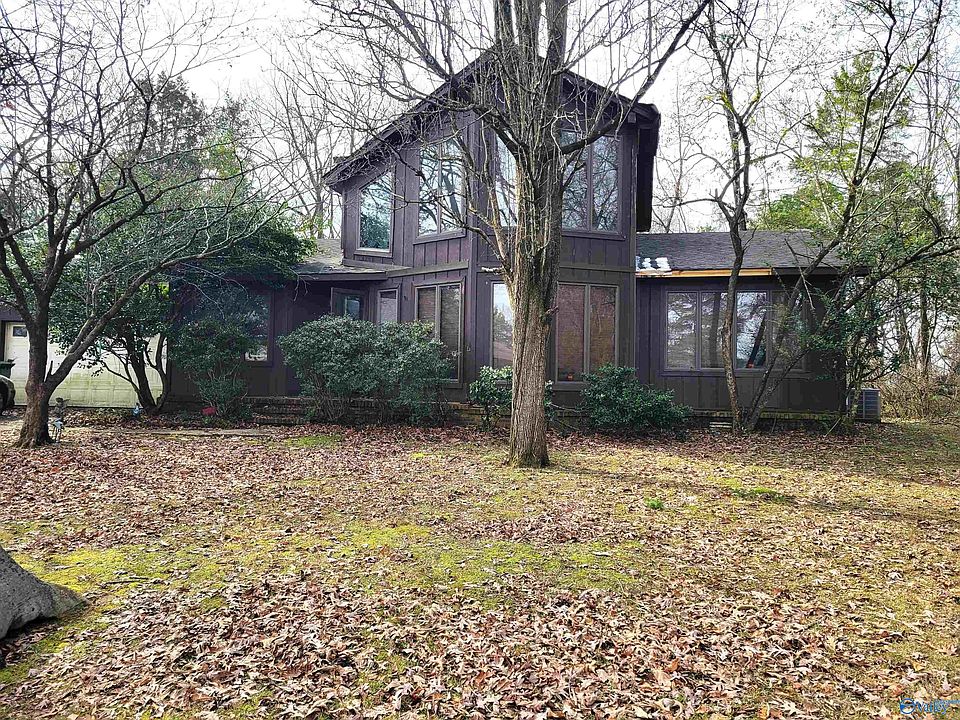 1st image of 3625 N Crestview Dr NW